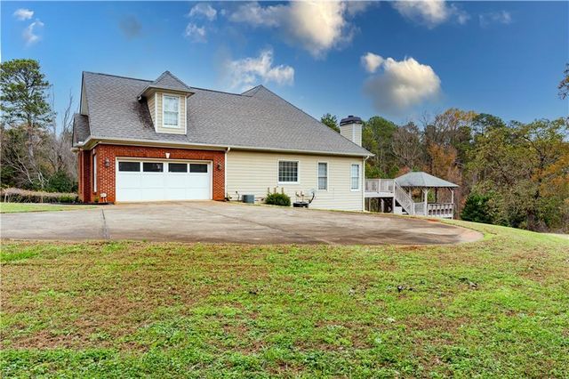 8105 Jot Em Down Road, Gainesville, GA 30506