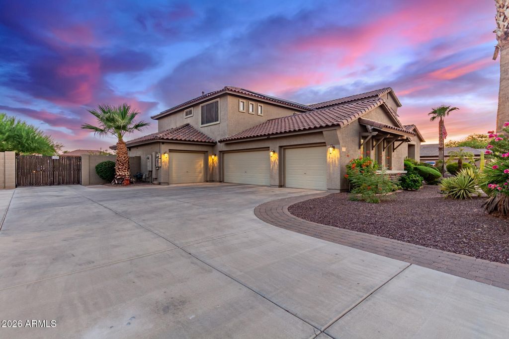 14391 W YUCATAN Street, Surprise, AZ 85379 — photo 5
