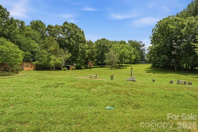 478 River Hill Road, Statesville, NC 28625