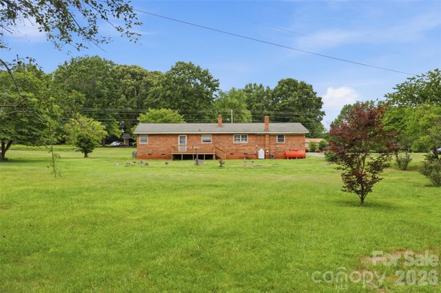 478 River Hill Road, Statesville, NC 28625