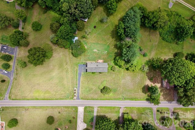 478 River Hill Road, Statesville, NC 28625