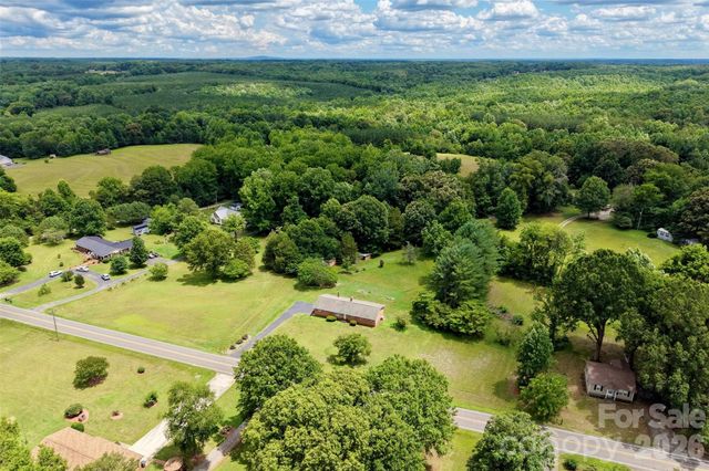 478 River Hill Road, Statesville, NC 28625
