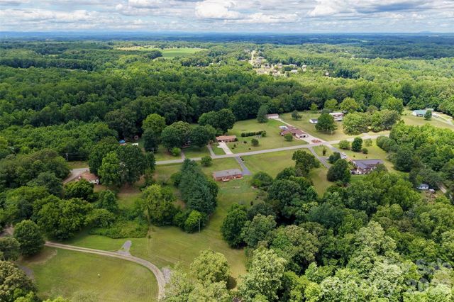 478 River Hill Road, Statesville, NC 28625