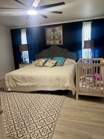 128 Rock Salt Drive, Springtown, TX 76082