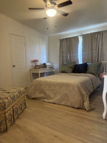 128 Rock Salt Drive, Springtown, TX 76082