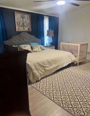 128 Rock Salt Drive, Springtown, TX 76082