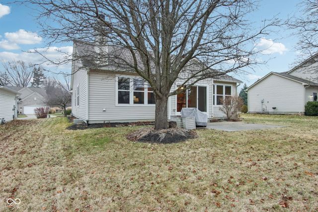 519 Hadleigh Court, Westfield, IN 46074