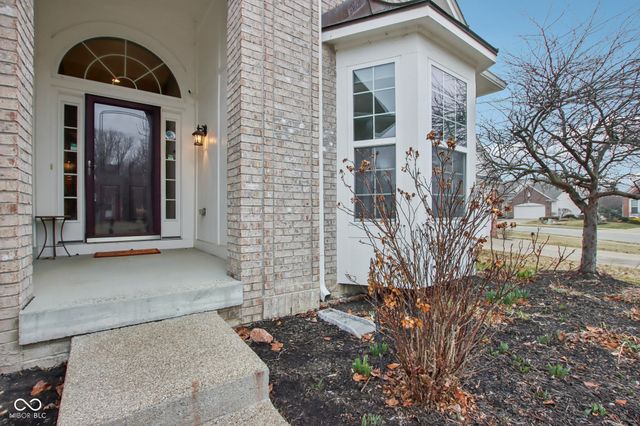 519 Hadleigh Court, Westfield, IN 46074