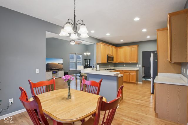 519 Hadleigh Court, Westfield, IN 46074