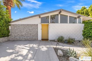 547 N Sunrise Way, Palm Springs, CA 92262