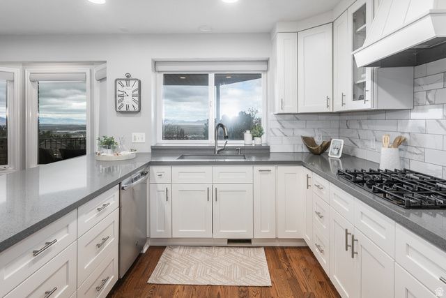 3864 S MONARCH DR, Bountiful, UT 84010