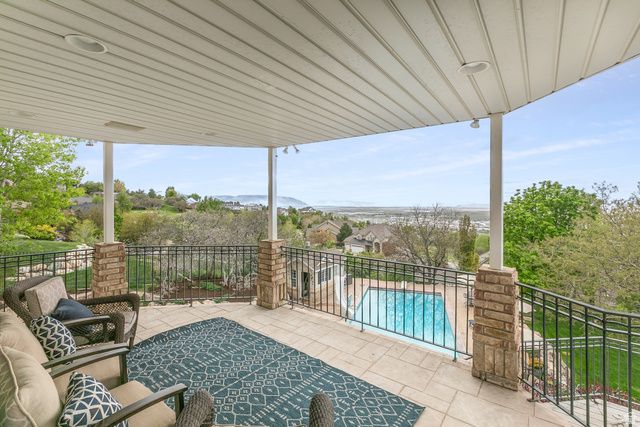 3864 S MONARCH DR, Bountiful, UT 84010
