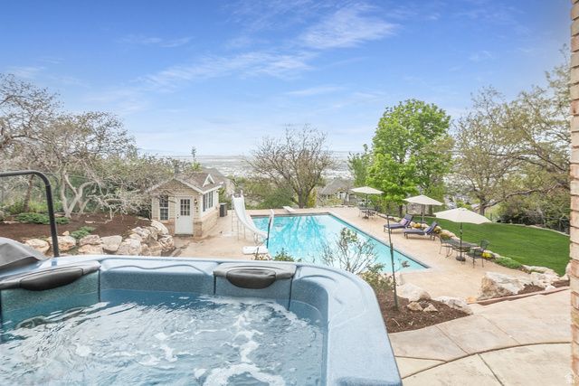 3864 S MONARCH DR, Bountiful, UT 84010