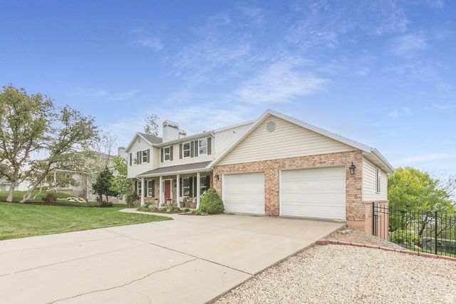 3864 S MONARCH DR, Bountiful, UT 84010