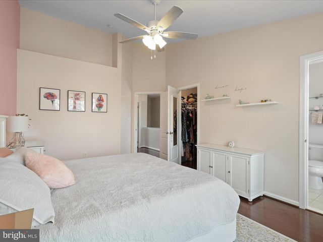 43080 CENTER ST, Chantilly, VA 20152