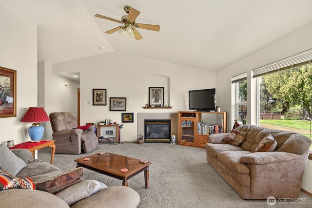 2303 256th St NW, Stanwood, WA 98292