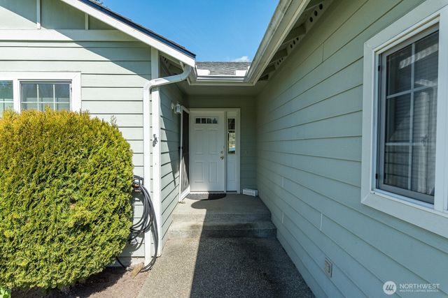 2303 256th St NW, Stanwood, WA 98292