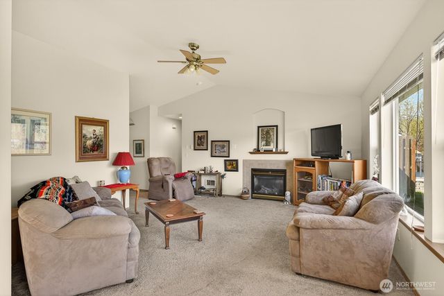 2303 256th St NW, Stanwood, WA 98292