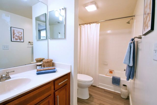 4309 Bayhead Court 3D, Aurora, IL 60504