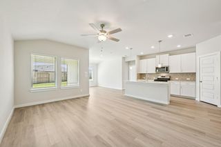 29014 Farmhouse Estates Drive, Waller, TX 77484