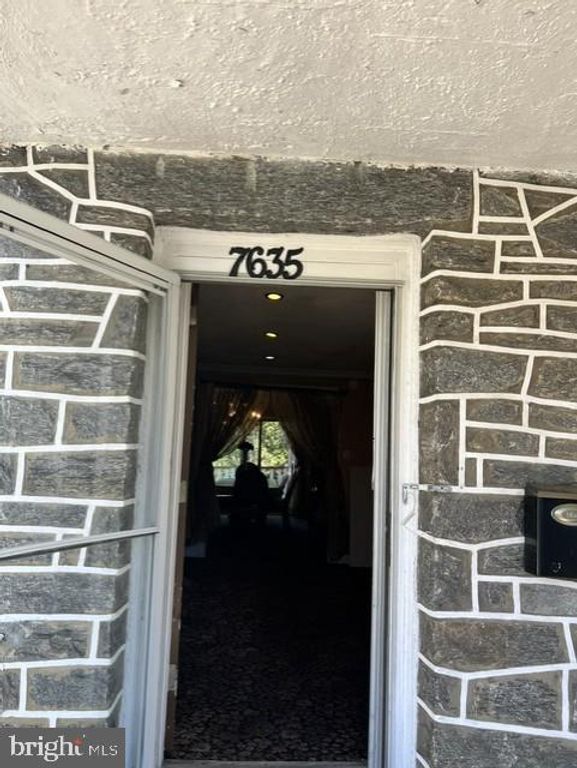 7635 PARKVIEW RD, UPPER DARBY, PA 19082 — photo 2