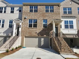 881 Sunset Park Drive, Suwanee, GA 30024