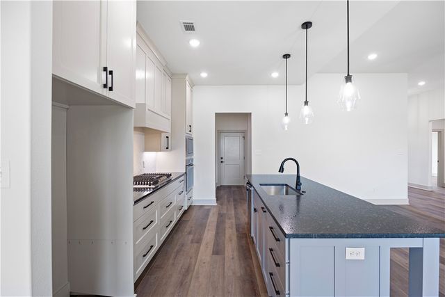 1342 Elk Horn Drive, Russellville, AR 72802