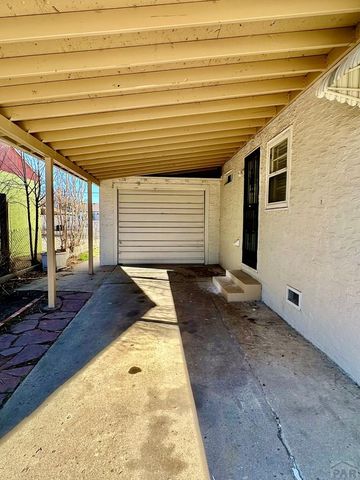 726 W Corona Ave, Pueblo, CO 81004