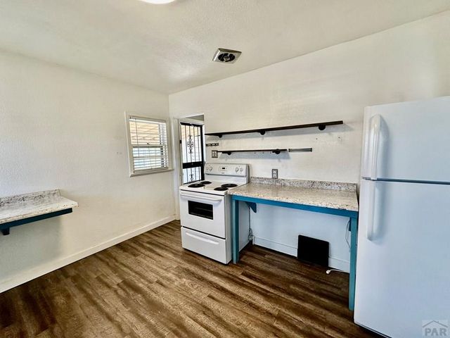 726 W Corona Ave, Pueblo, CO 81004