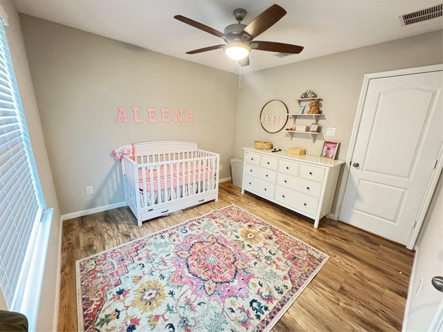 689 Forest Bend Lane, La Marque, TX 77568