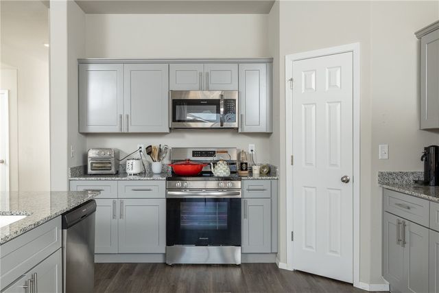 2932 W Obsidian Street, Fayetteville, AR 72704