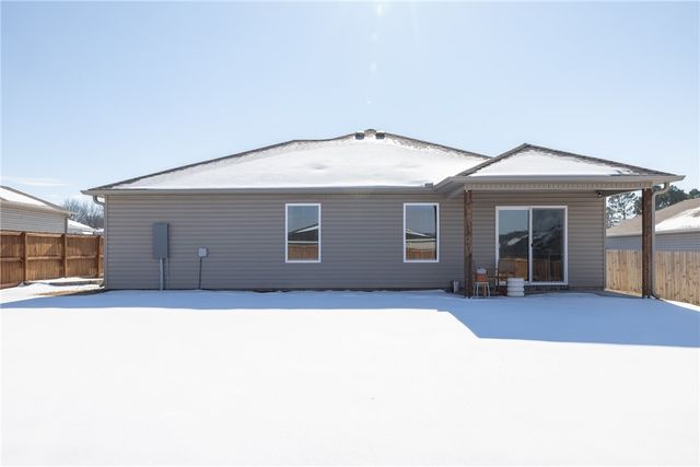 2932 W Obsidian Street, Fayetteville, AR 72704