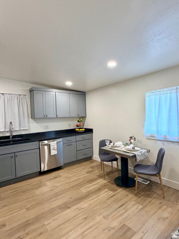 4682 S GREENVALLEY DR, Millcreek, UT 84107 — photo 5