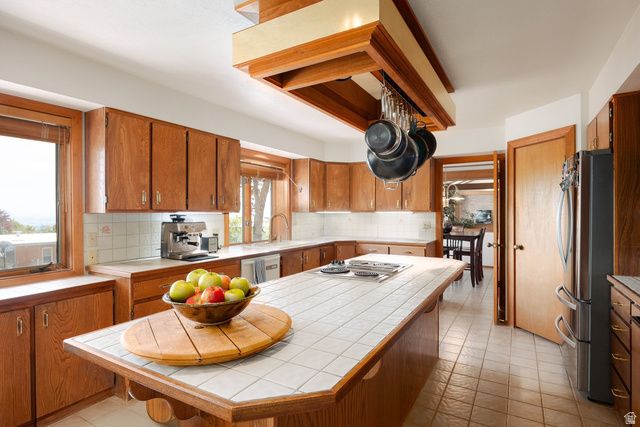 220 E DORCHESTER DR, Salt Lake City, UT 84103