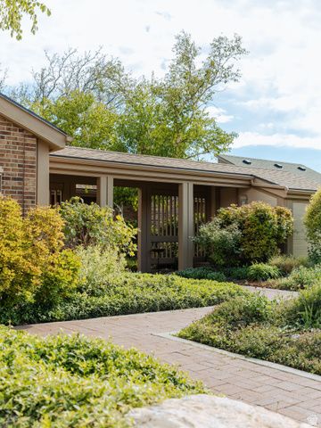 220 E DORCHESTER DR, Salt Lake City, UT 84103