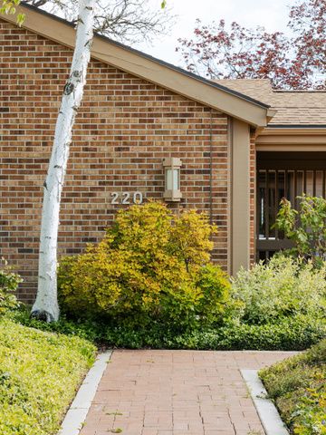 220 E DORCHESTER DR, Salt Lake City, UT 84103
