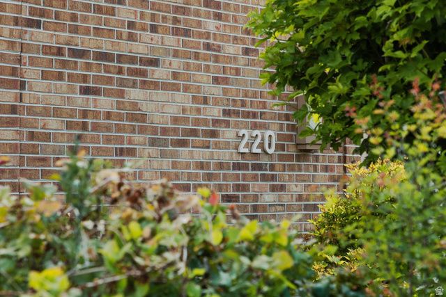 220 E DORCHESTER DR, Salt Lake City, UT 84103