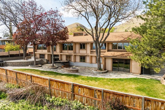 220 E DORCHESTER DR, Salt Lake City, UT 84103