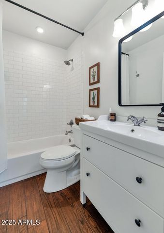 4228 N 44TH Place, Phoenix, AZ 85018