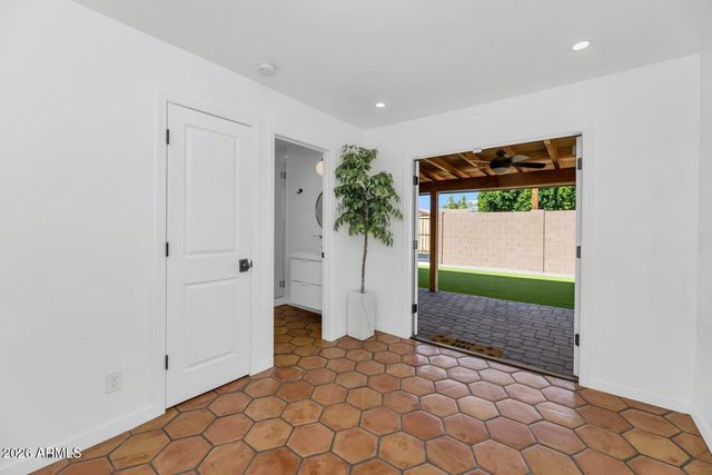 4228 N 44TH Place, Phoenix, AZ 85018