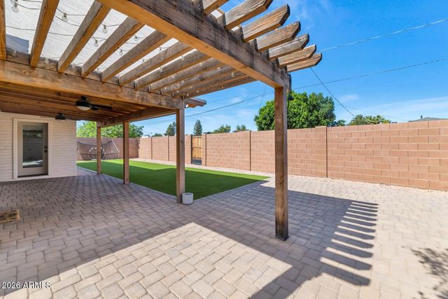 4228 N 44TH Place, Phoenix, AZ 85018