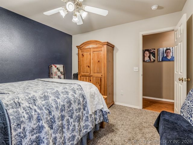 615 N Douglas Street, Jenks, OK 74037