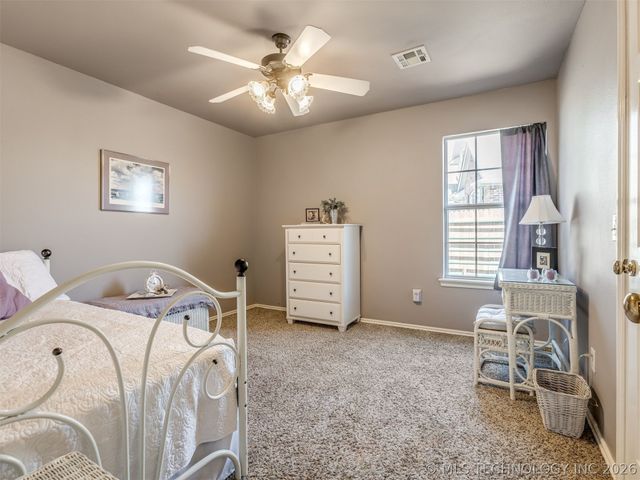 615 N Douglas Street, Jenks, OK 74037