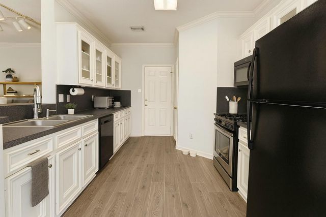 816 2nd Street, League City, TX 77573