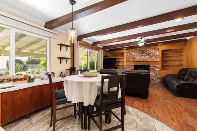 5890 E Dwight Way, Fresno, CA 93727