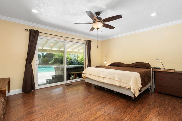 5890 E Dwight Way, Fresno, CA 93727