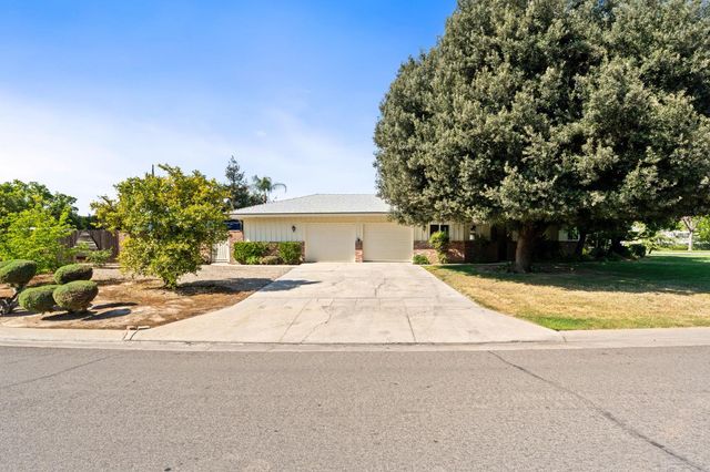 5890 E Dwight Way, Fresno, CA 93727