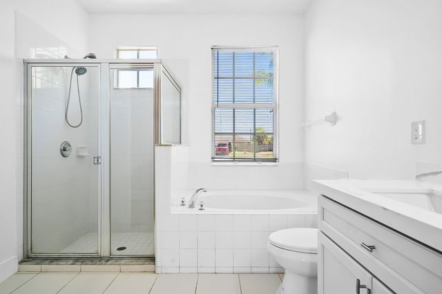 565 SW Feldman Avenue, Port St Lucie, FL 34953