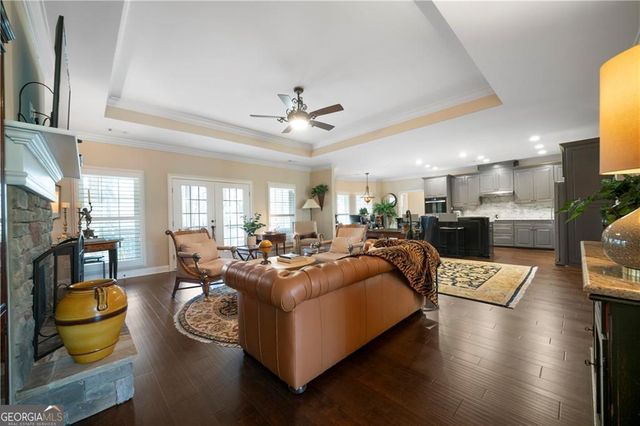 140 Robert Drive, Ellijay, GA 30536