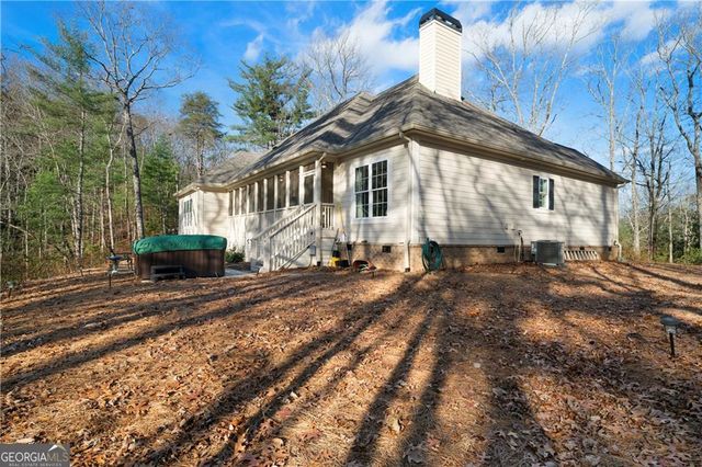 140 Robert Drive, Ellijay, GA 30536